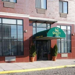 Quality Long Island City - Queensboro Bridge Hotel
