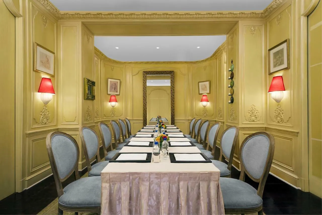*****  Hotel Plaza Athenee New York United States