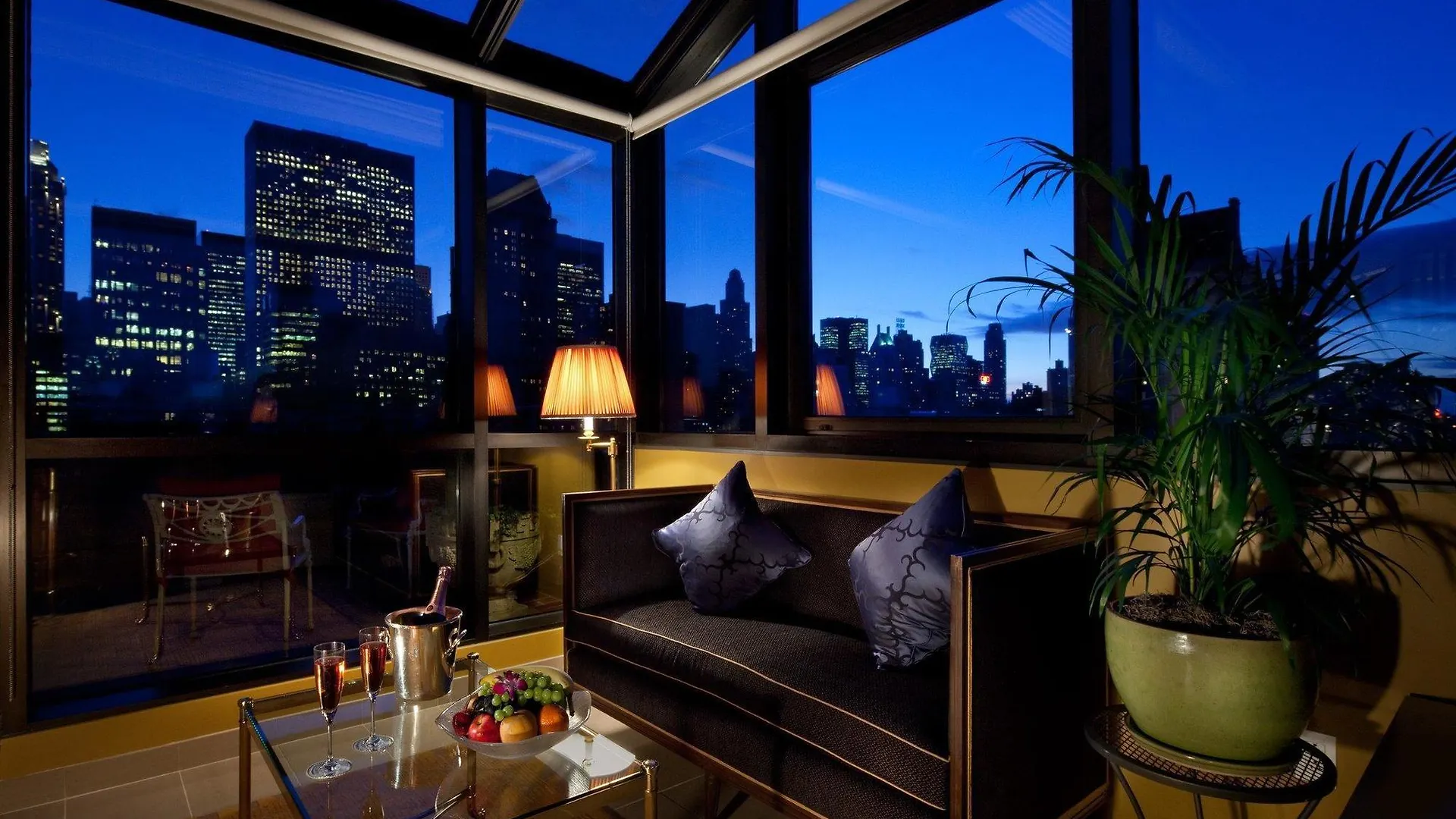 Hotel Plaza Athenee New York